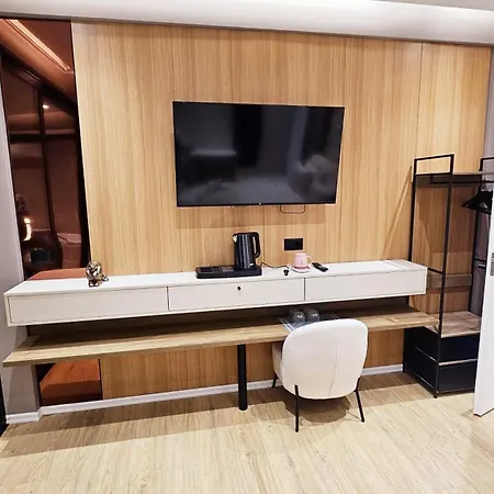 Otel Premium Verona Dıraç