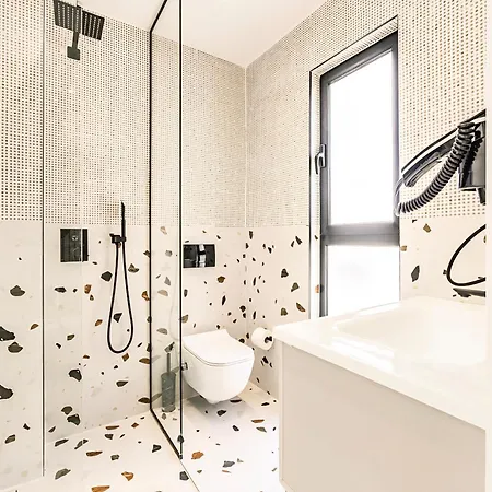 Premium Verona فندق